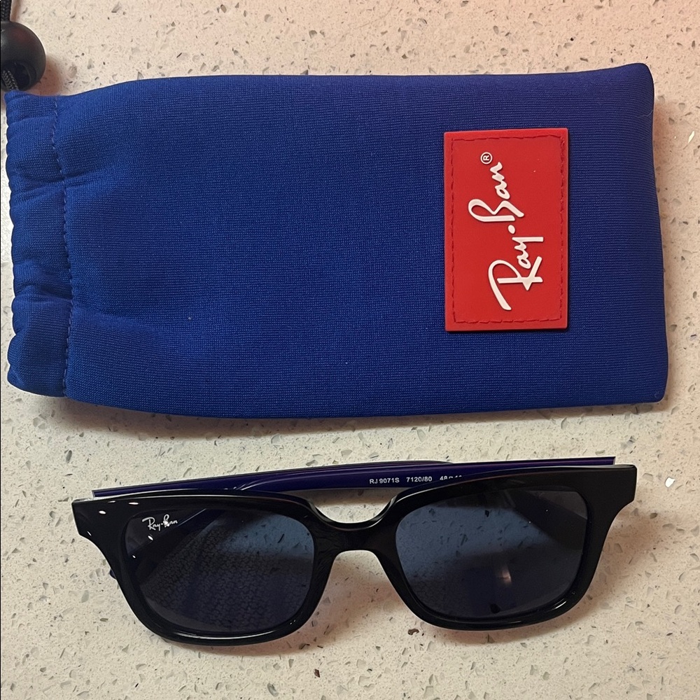 Ray-Ban Black Sunglasses with Blue Pouch and Red Logo Patch